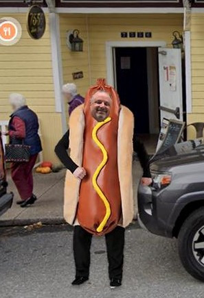 Keith Hotdog Photo